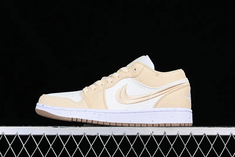 All categories Air Jordan Jordan series basketball shoes Air Jordan 1 Low Air Jordan 1 Low AJ1 Joe 1 electric embroidery white and yellow low-top cultural basketball shoes FN3722-701